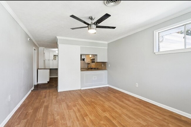 7928 Edward St in New Orleans, LA - Foto de edificio - Building Photo