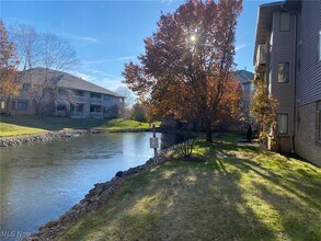 3800 Rosemont Blvd, Unit 107 H in Akron, OH - Building Photo - Building Photo