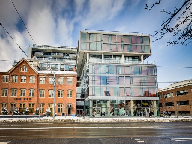 property at 560-560 King St W