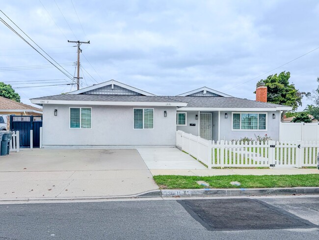 property at 1301 Kingswood Way