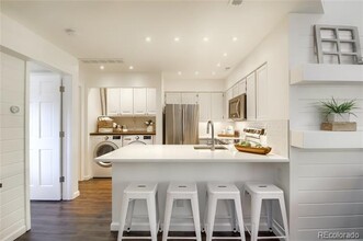 828 S Vance St in Lakewood, CO - Building Photo - Building Photo