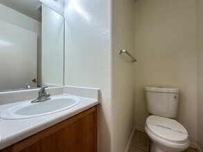 2524 Adelante Ave in Las Vegas, NV - Building Photo - Building Photo