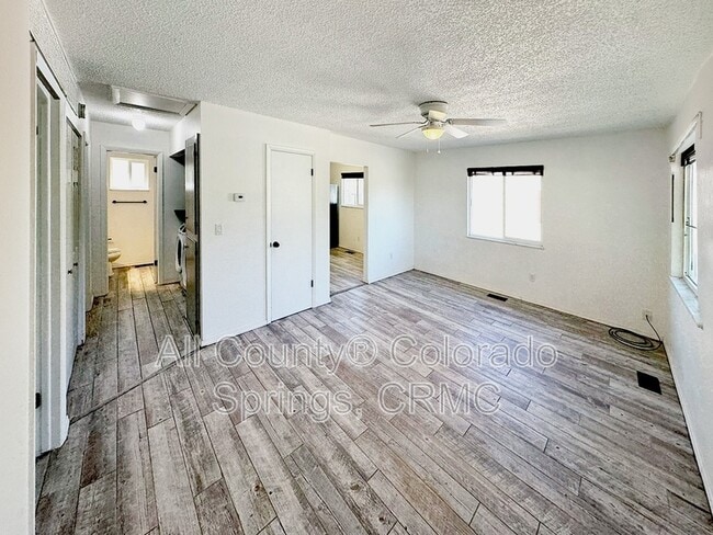 1338 Westend Ave in Colorado Springs, CO - Building Photo - Building Photo