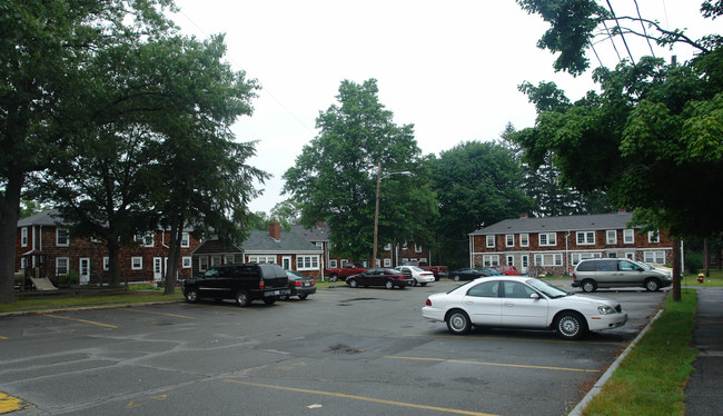 Park Circle Apartments in Newburyport, MA - Building Photo - Building Photo