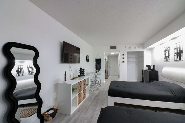 property at 1 SE 12th St