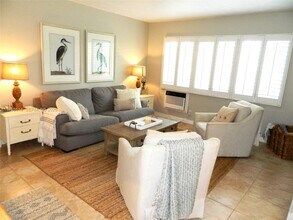 624 Orton Ave in Fort Lauderdale, FL - Building Photo - Building Photo