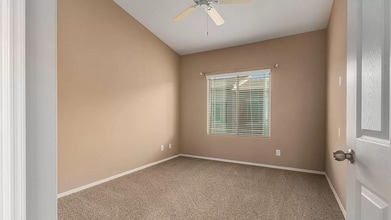 900 S 94th St, Unit #1175 in Chandler, AZ - Building Photo - Building Photo