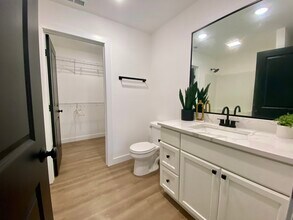 3310 Stoneway Ct, Unit 1 in Champaign, IL - Building Photo - Building Photo