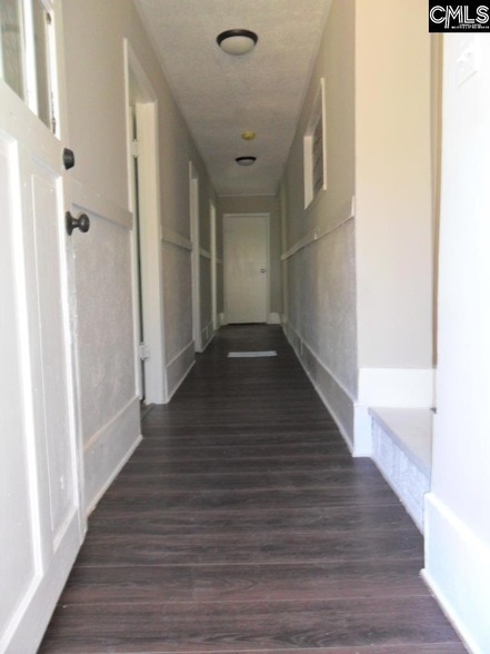 1241b Johnson Ave in Columbia, SC - Foto de edificio - Building Photo