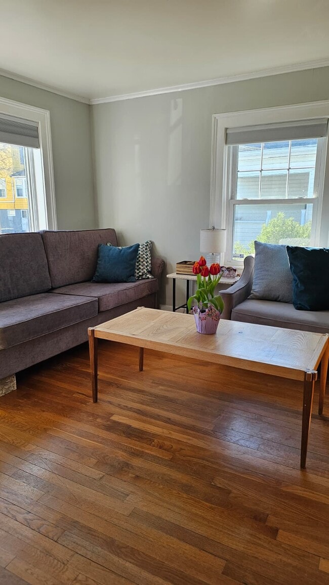 89 Sherwood Rd in Medford, MA - Building Photo - Building Photo