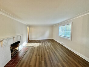 3320 Luther St in Winston-Salem, NC - Building Photo - Building Photo