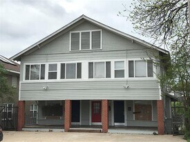 1118 N Zang Blvd in Dallas, TX - Building Photo