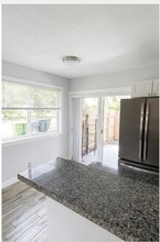 125 NE 30th Ct, Unit 125 in Wilton Manors, FL - Building Photo - Building Photo