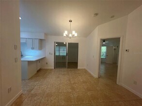 22472 Tennyson Ave in Port Charlotte, FL - Foto de edificio - Building Photo