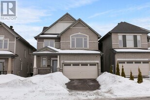 917 Littlerock St in Ottawa, ON - Building Photo