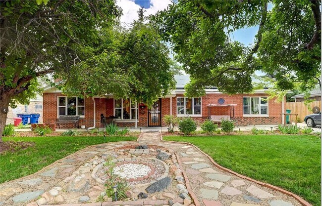property at 938 Salem St