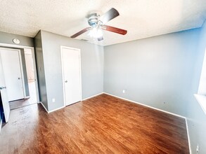5303 23rd St in Lubbock, TX - Building Photo - Building Photo