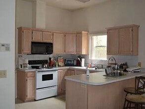 107 SW 25th St in Gainesville, FL - Building Photo - Building Photo