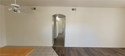 75 N Valle Verde Dr in Henderson, NV - Building Photo - Building Photo