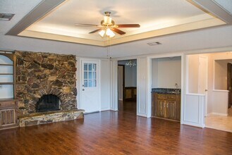 7247 Foxworth Dr in Dallas, TX - Building Photo - Building Photo