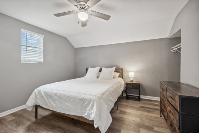 property at 1269 Hart St