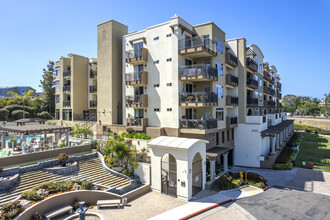 Seacliff in Oceanside, CA - Foto de edificio - Building Photo