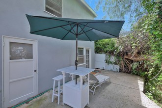 411 Jasmine Ave in Corona Del Mar, CA - Building Photo - Building Photo