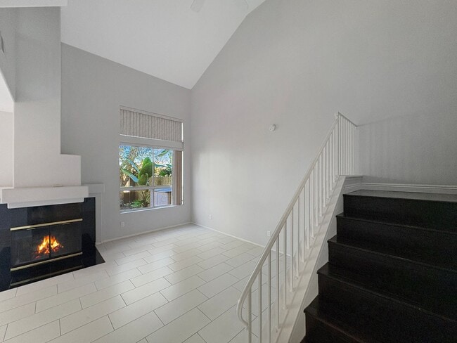 9439 Questa Pointe in San Diego, CA - Building Photo - Building Photo