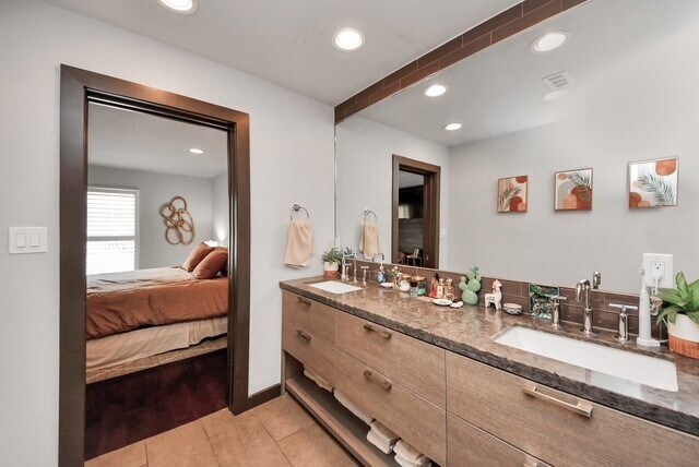 property at 1410 Hyde Park Blvd