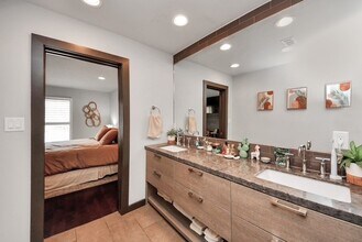 1410 Hyde Park Blvd in Houston, TX - Building Photo - Building Photo