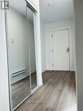 2961 Lake Shore Blvd W in Toronto, ON - Building Photo - Building Photo