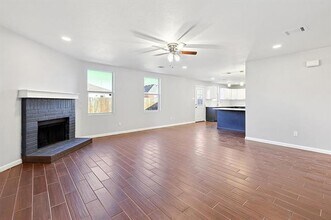 1941 Copper Mountain Dr in Justin, TX - Building Photo - Building Photo