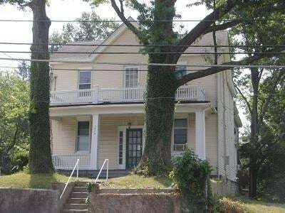 5848 Montgomery Road in Cincinnati, OH - Building Photo - Building Photo