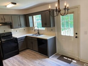 627 Wilderness Trl in Columbia, TN - Building Photo - Building Photo