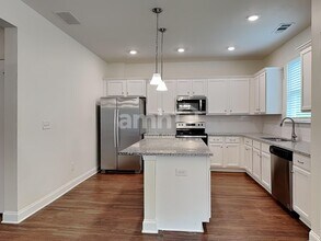 436 Tributary Ln in Canton, GA - Building Photo - Building Photo