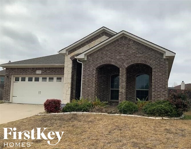 property at 1725 Deer Crossing Dr