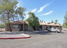 Mulwood Springs in Phoenix, AZ - Building Photo