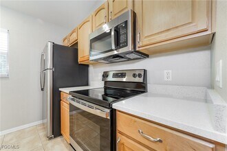 5068 Gailbreath Rd in North Port, FL - Building Photo - Building Photo