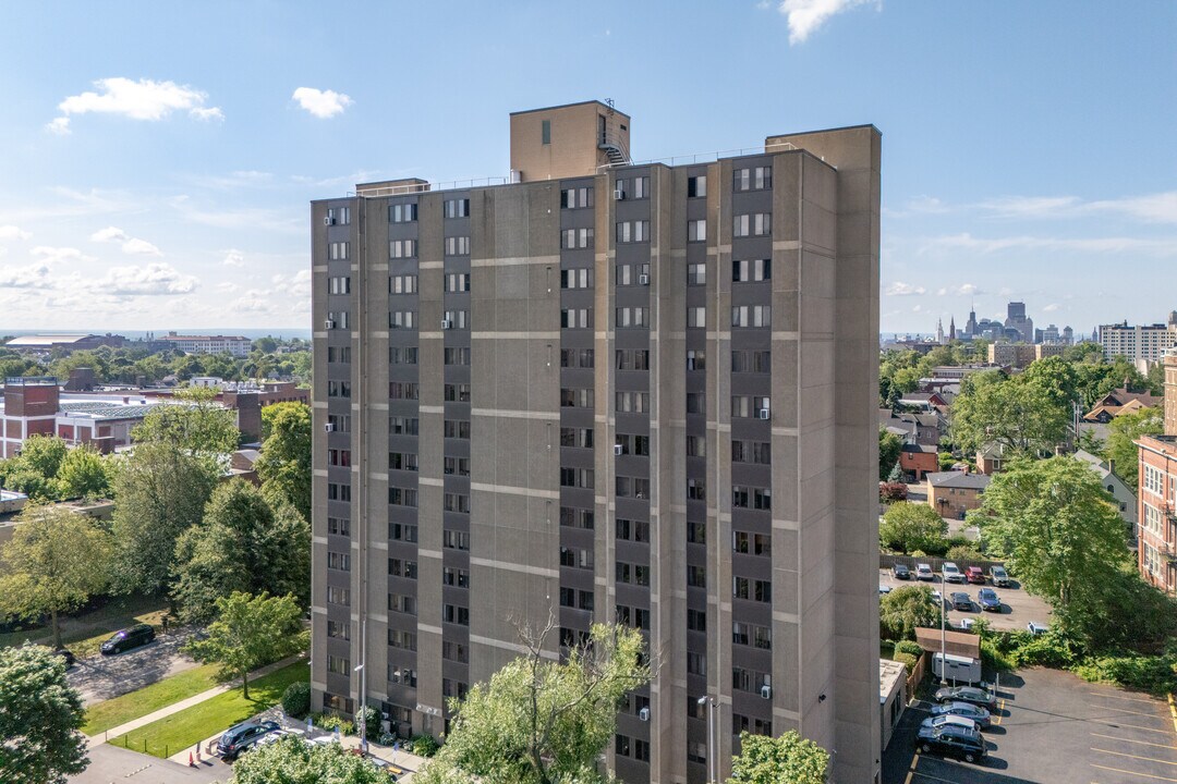 Baptist Manor in Buffalo, NY - Building Photo