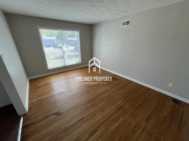 4005 Bernadine Dr in Memphis, TN - Building Photo - Building Photo
