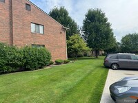 42188 Toddmark Ln in Clinton Township, MI - Foto de edificio - Building Photo