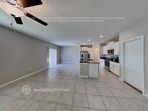 11220 Riley Pines Cir in Gibsonton, FL - Foto de edificio - Building Photo