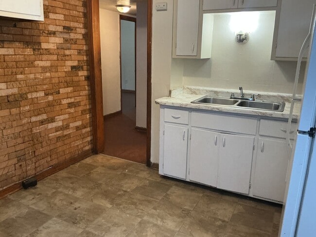 property at 4612 N 46th St