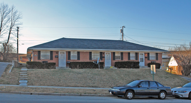 4391 Fair Oaks Rd in Dayton, OH - Building Photo - Building Photo