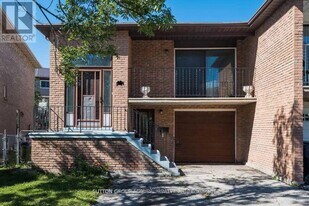 50 Ivan Nelson Dr in Toronto, ON - Building Photo