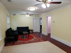 29 Bailey Rd, Unit 2 in Somerville, MA - Building Photo - Building Photo