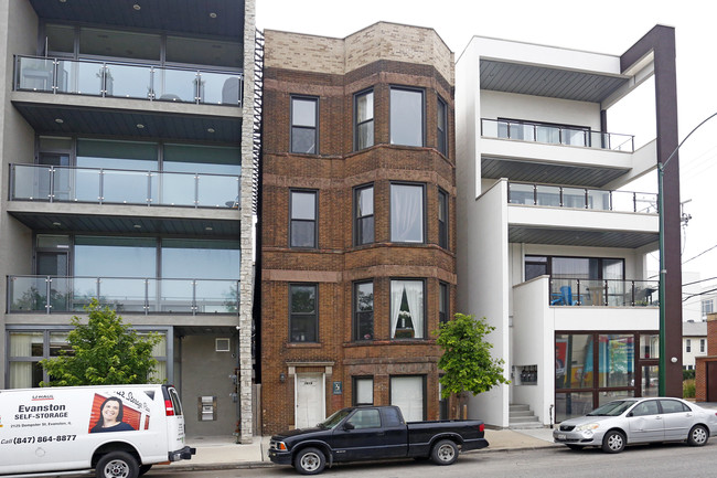 1619 N Ashland Ave in Chicago, IL - Building Photo - Building Photo