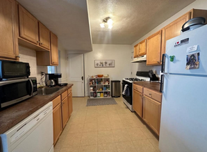 225 Summer St, Unit 2L in Somerville, MA - Foto de edificio - Building Photo