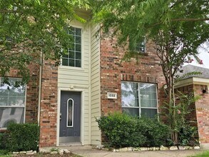 1332 Pepperidge Ln in Fort Worth, TX - Building Photo - Building Photo