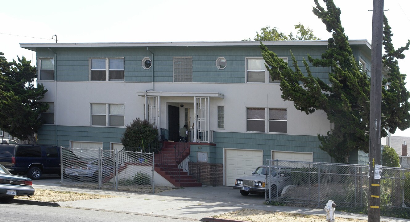 1806-1812 90th Ave in Oakland, CA - Foto de edificio
